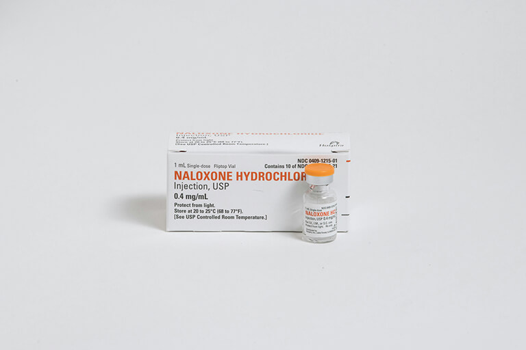 Injectable naloxone hydrochloride